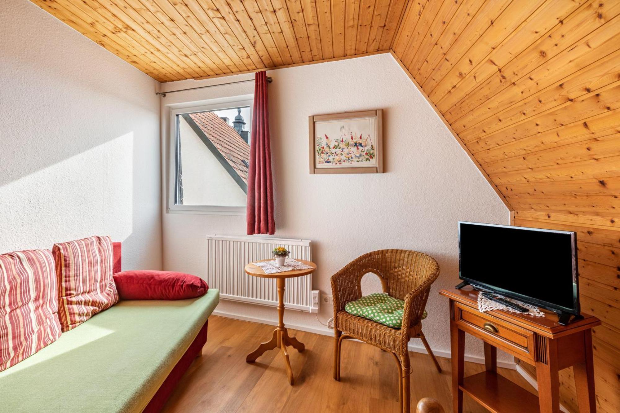 Apartmenthaus Ferienwohnungen Sila Weinstadt Eksteriør billede